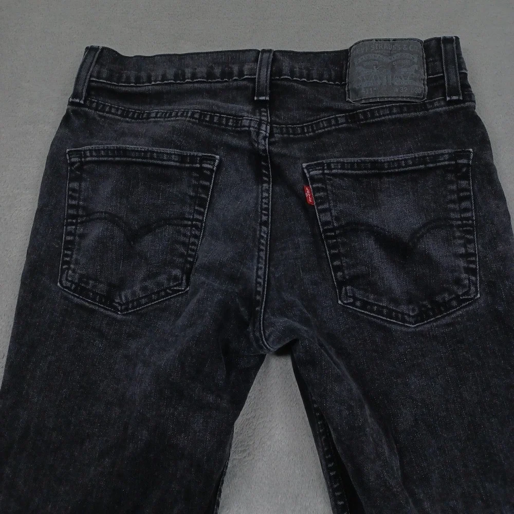 Levis please see